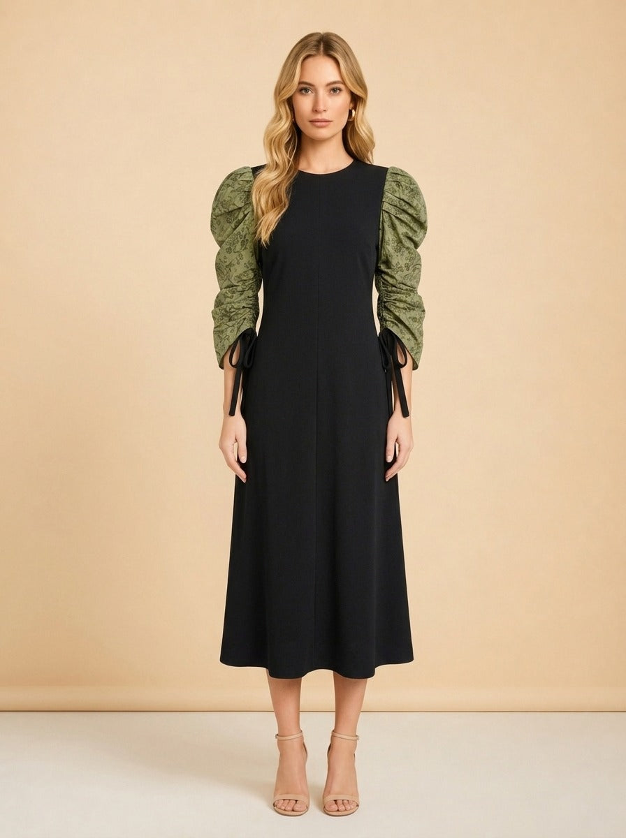 Black Juliet Printed Maxi Dress by Hyacinth House