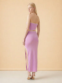 model_over_shoulder