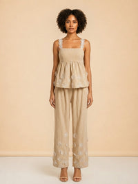 Beige set model_front