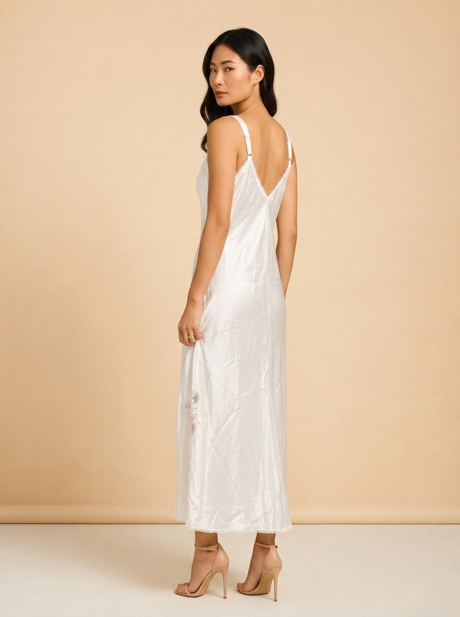 Bridal dress long model_over_shoulder