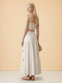 model_over_shoulder