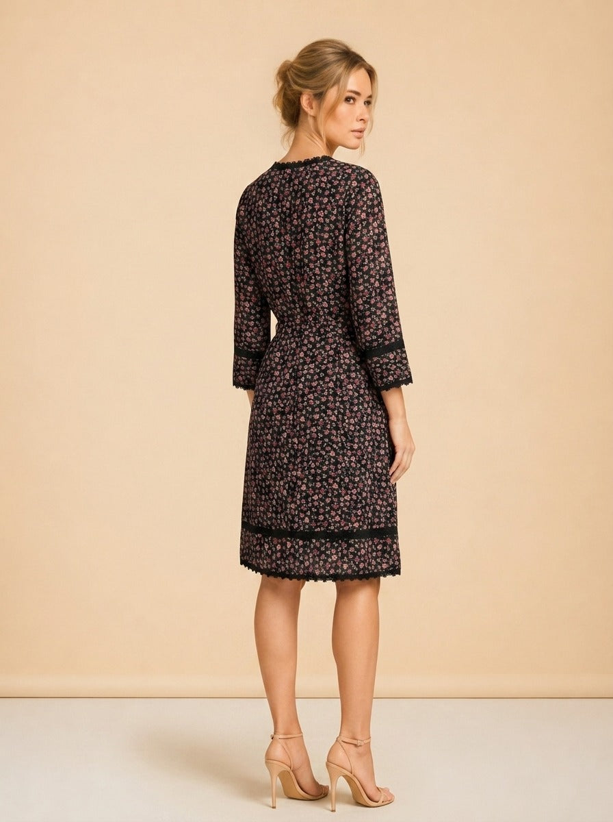 Floral robe model_over_shoulder