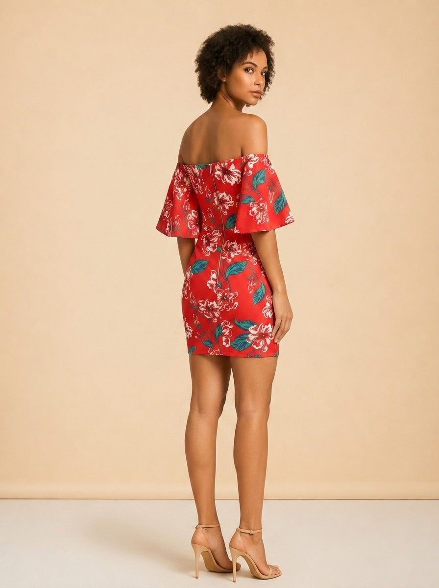 Floral Tuck Sleeve