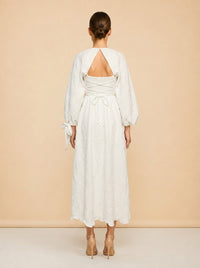 Mary Cape model_back